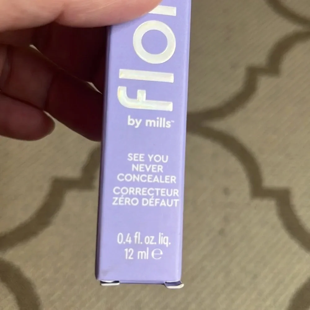 Florence by mills See you never concealer, M095